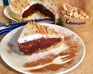 Шоколадно-арахисовый тарт Мужская страсть