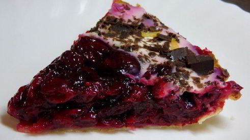 сметанный тарт с вишней и вином