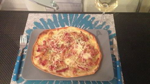 тарт фламбе с беконом