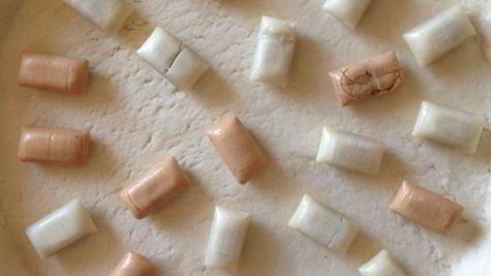 тарт из творожного теста с карамельками