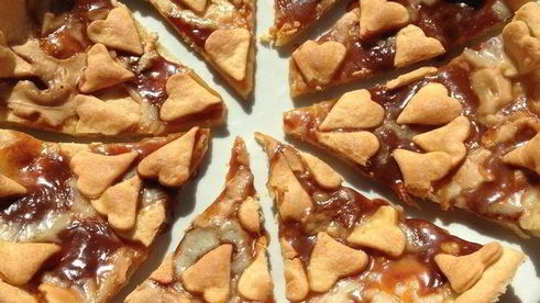 тарт из творожного теста с карамельками