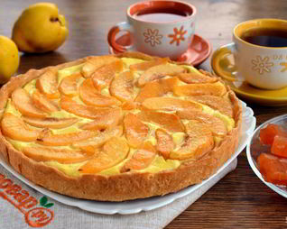 Тарт с айвой и рикоттой