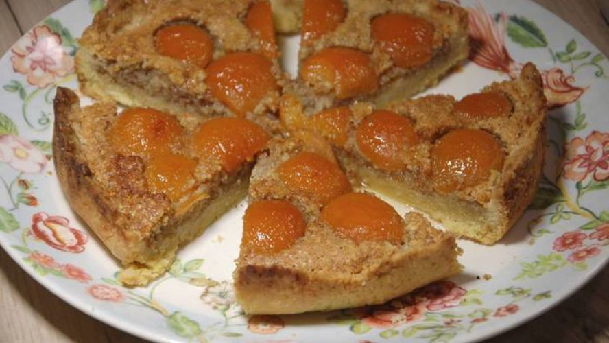 Рецепт тарта с консервированными абрикосами