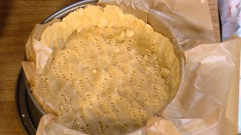 тарт с консервированными абрикосами