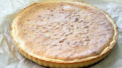 тарт с миндальным кремом и шоколадом