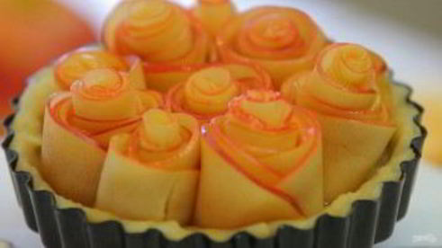 тарт с розами из яблок