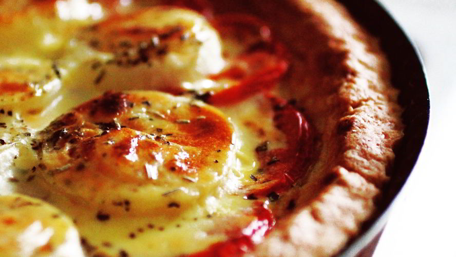 Рецепт тарта с томатами и луком