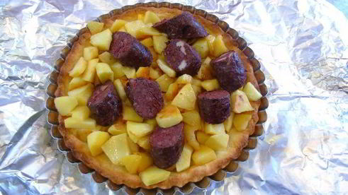 тарт с яблоками и boudin noir