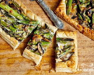 Тарт со спаржей, грибами и сыром