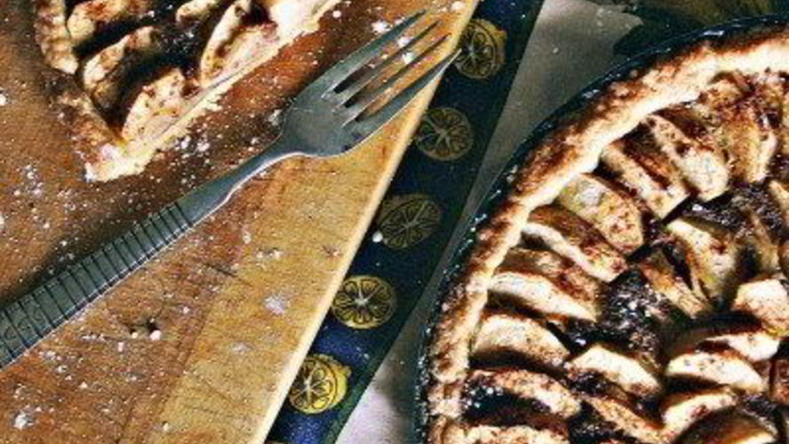 Рецепт яблочного тарта с корицей