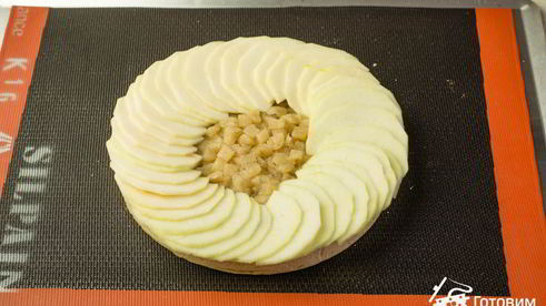 яблочный тарт