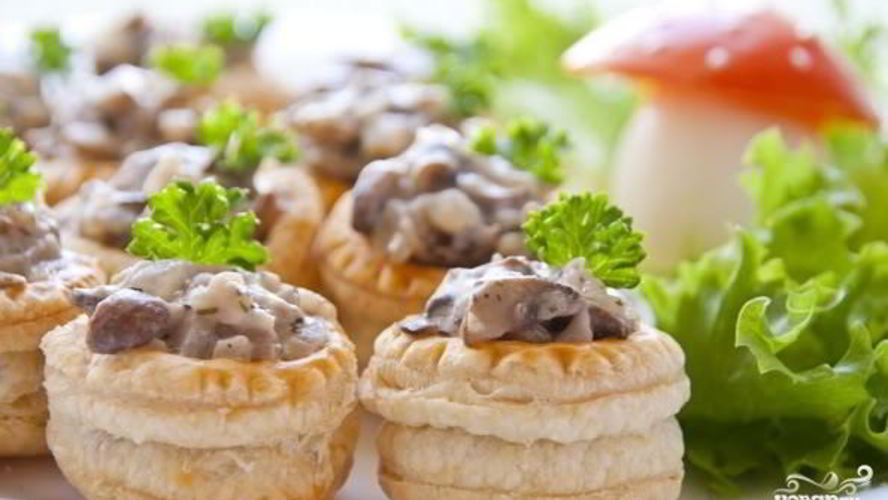 Рецепт волованов из слоеного теста