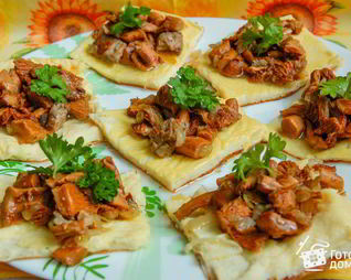 Яичная закуска с грибами