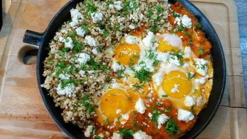 шакшука с киноа и брынзой