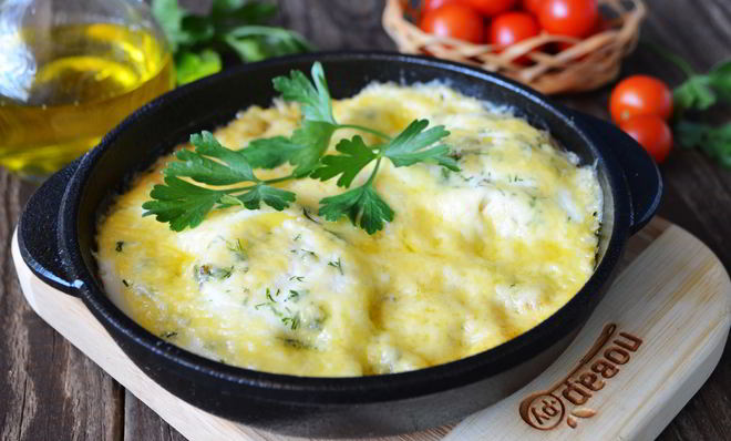 Яичница с кабачками и помидорами