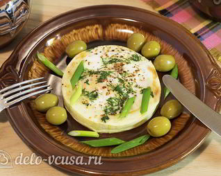 Яичница в кабачке