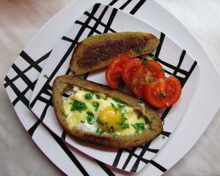 Яичница в хлебушке