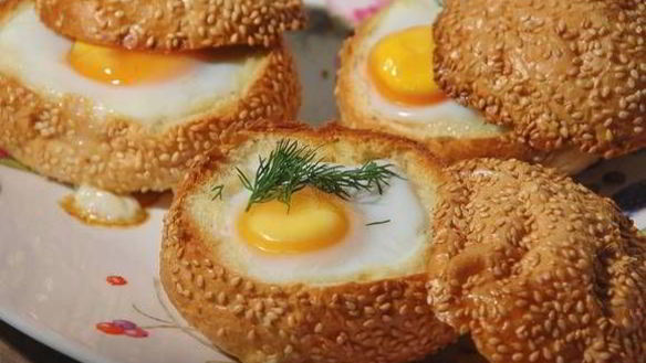 Рецепт Яиц с семгой, запеченные в корзинках