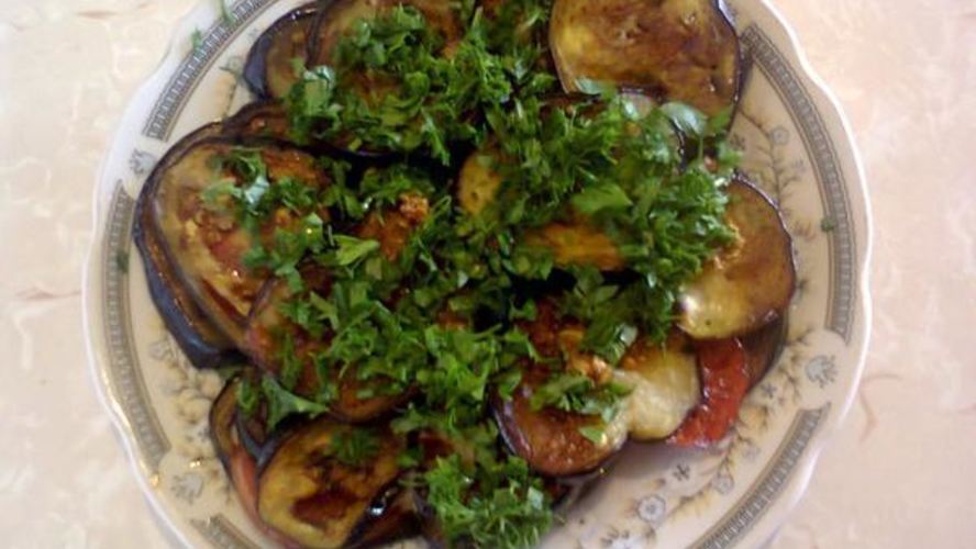 Рецепт закуски из баклажанов с помидорами