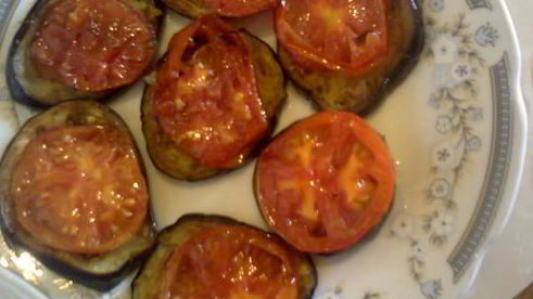 закуска из баклажанов с помидорами