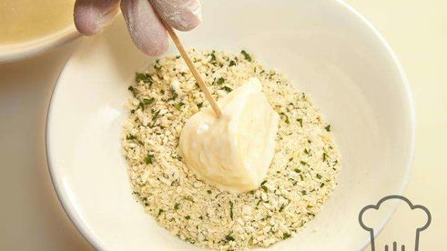 жареный сулугуни с помидорами