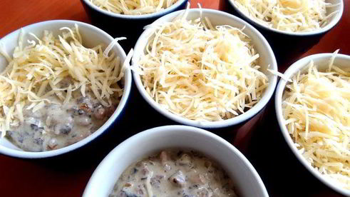 сливочный жульен с ветчиной и грибами