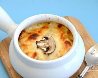 Жюльен из грибов с курицей